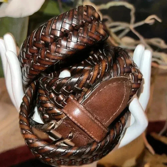 Men’s Dark Brown Vegan Leather Braided Belt with Gold Horseshoe Buckle - Picture 6 of 14